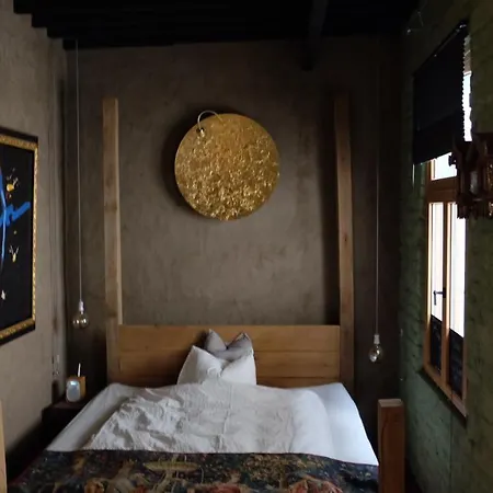 Thibault Oda ve Kahvaltı Liège