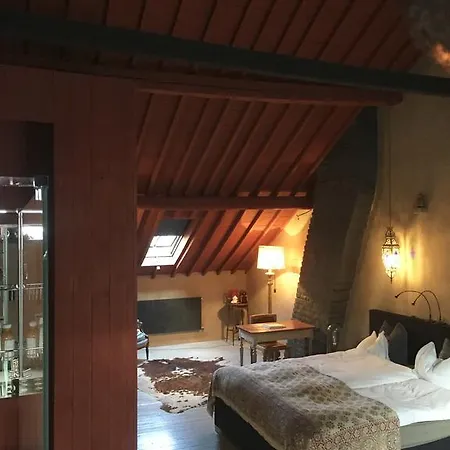 Bed & Breakfast Thibault 2*