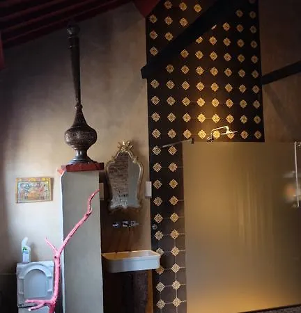 Thibault Bed & Breakfast 2*
